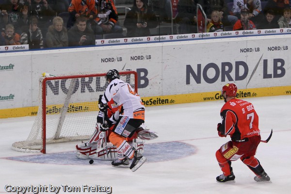 Scorpoins 16_11_08  032.jpg - Hannover Scorpions